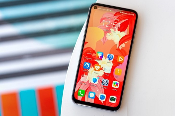 گوشی Huawei P40 lite
