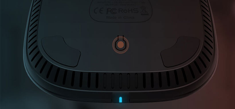 شارژر وایرلس سریع نیلکین Nillkin PowerChic Pro Fast Wireless Charger